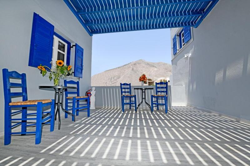 Lunar Santorini Hotel เปริสซา ภายนอก รูปภาพ
