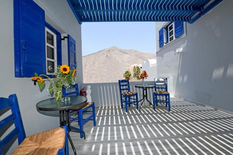 Lunar Santorini Hotel เปริสซา ภายนอก รูปภาพ