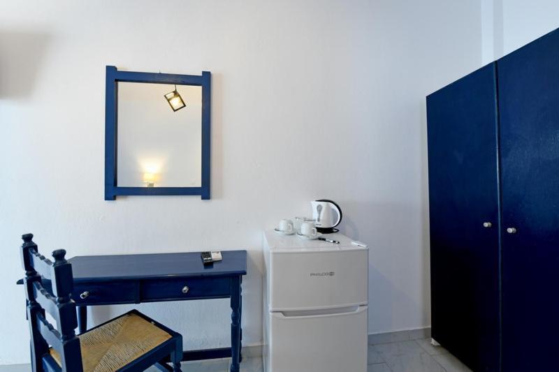 Lunar Santorini Hotel เปริสซา ภายนอก รูปภาพ