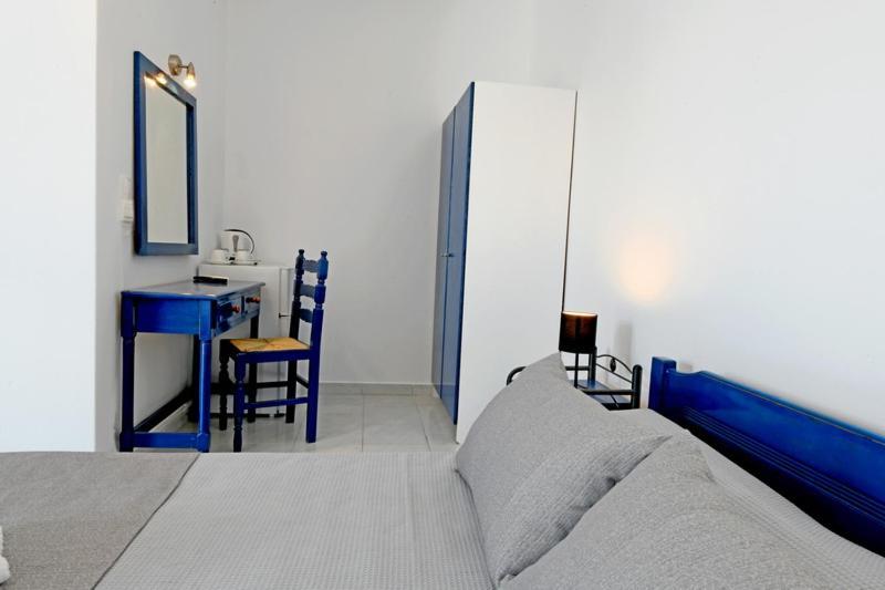 Lunar Santorini Hotel เปริสซา ภายนอก รูปภาพ